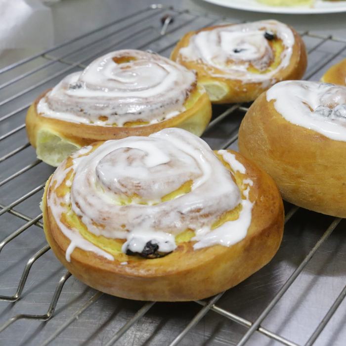 Cardamom cinnamon bun