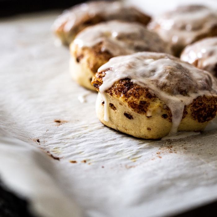 Iced morning bun